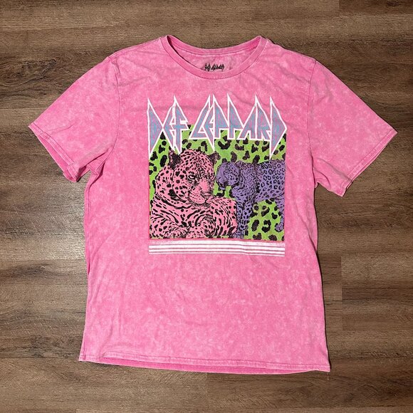 Def Leppard Short Sleeve Pink XL Leopard Graphic Cotton Polyester Band T Shirt - Picture 1 of 5